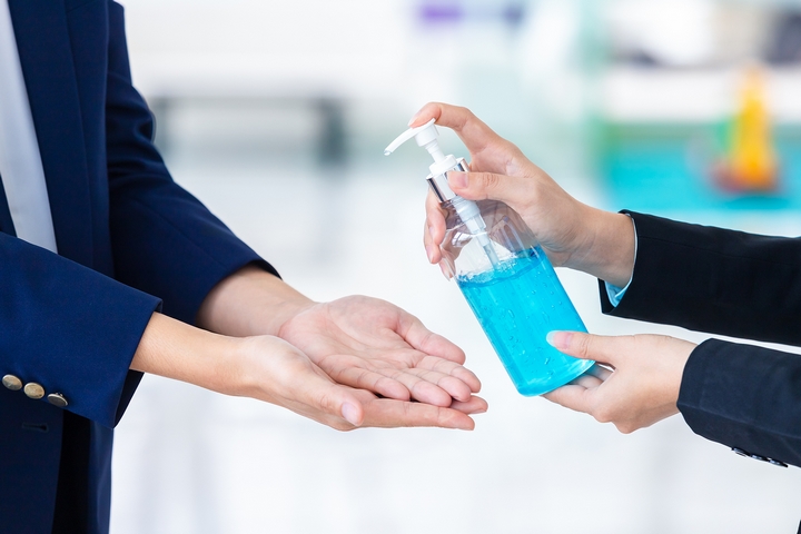 Hand Sanitizers vs Washing Hands: The Pros and Cons